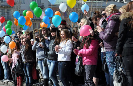 Донецкие танцоры побили рекорд по численности