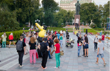 Флешмоб «VEGANOVILL» прогремел в киевском парке им. Т.Г Шевченко