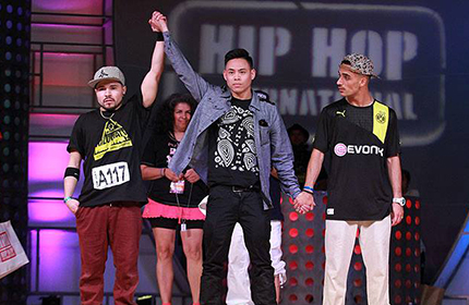 В Вегасе Les Twins вылетели в полуфинале а победителем в Worldbattles HHI 2013 стал американец