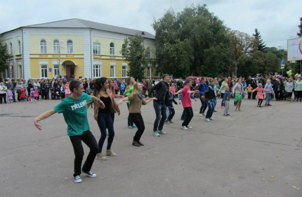 В Житомире прошла «Танцевальная версия» Дня города