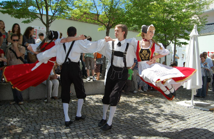 На «Annual Oktoberfest» будут танцевать немецкие народные танцы