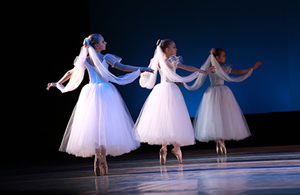 Международный конкурс классического танца «Grand Prix Kyiv-2016» прошел в Киеве